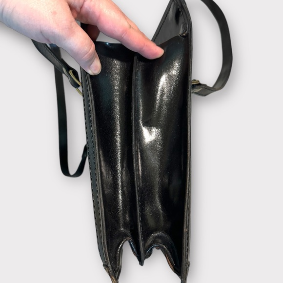 Vintage Office siren briefcase bag with 4 compartments and 2 zipper pockets. - Picture 4 of 5